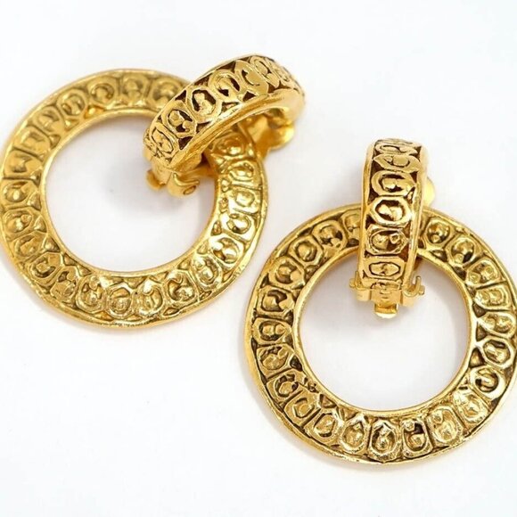 CHANEL 2 way Hoop Dangle Clip-On Earrings Gold Tone Auth #20091 - Picture 1 of 5